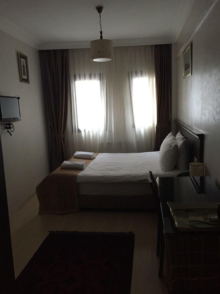 Elisa Hotel Istanbul Bagian luar foto