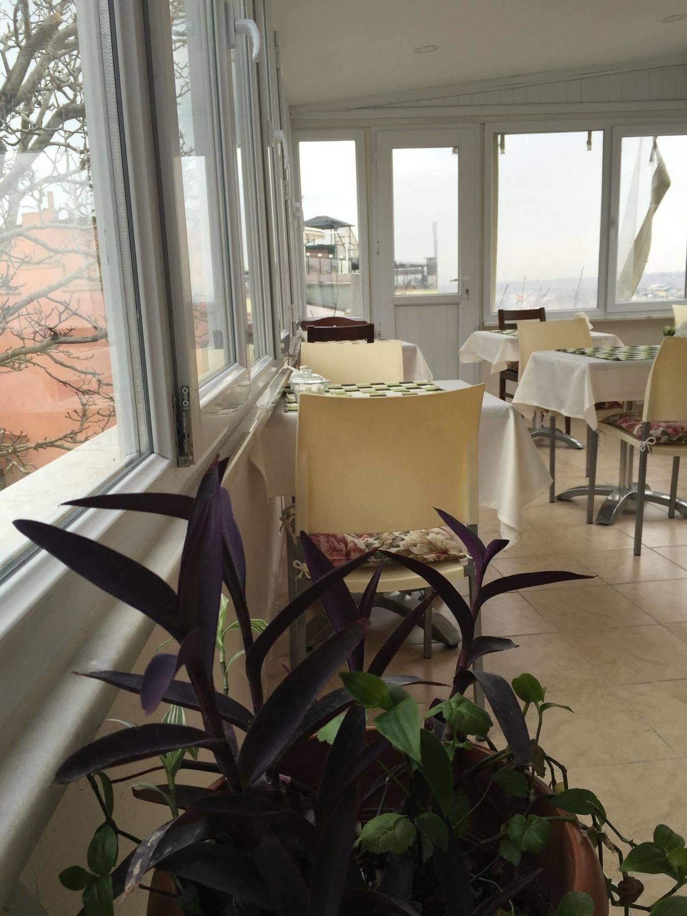 Elisa Hotel Istanbul Bagian luar foto